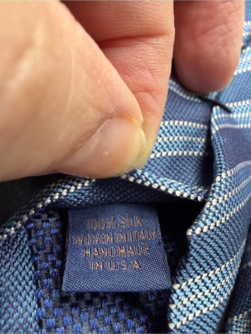Classic Navy Blue Diagonal Stripe Tie David Donahue Made in USA 100% Silk